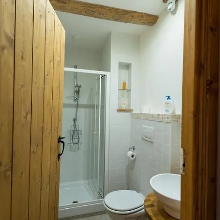 Casa Di Pietra アパート Montefortino